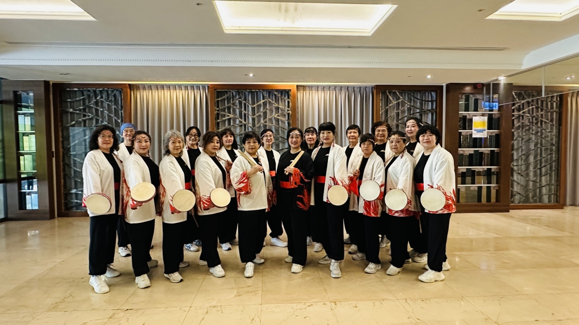 翔耘太鼓團演出
